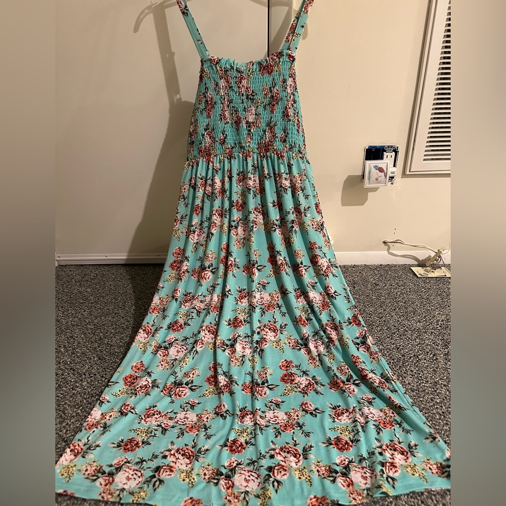 NWT :Bobbie Brooks sundress size sm